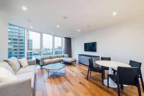 Pinnacle House, Battersea Reach