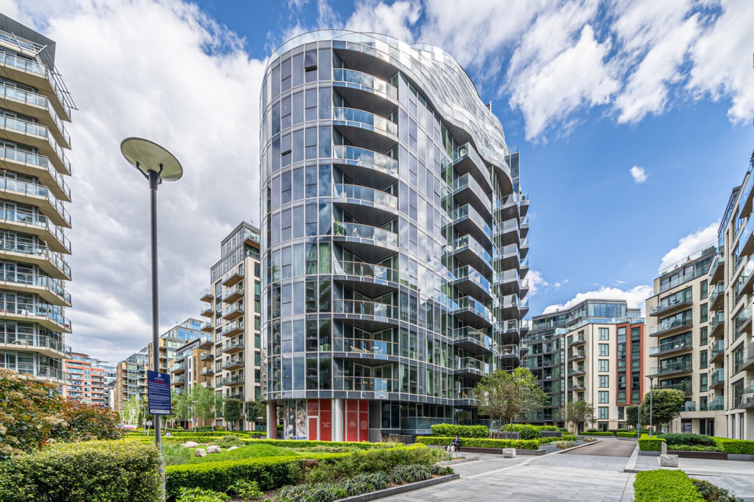 3 bedroom Flat for Sale Pinnacle House, Battersea Reach
