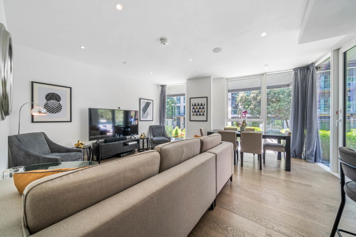 3 bedroom Flat for Sale Pinnacle House, Battersea Reach