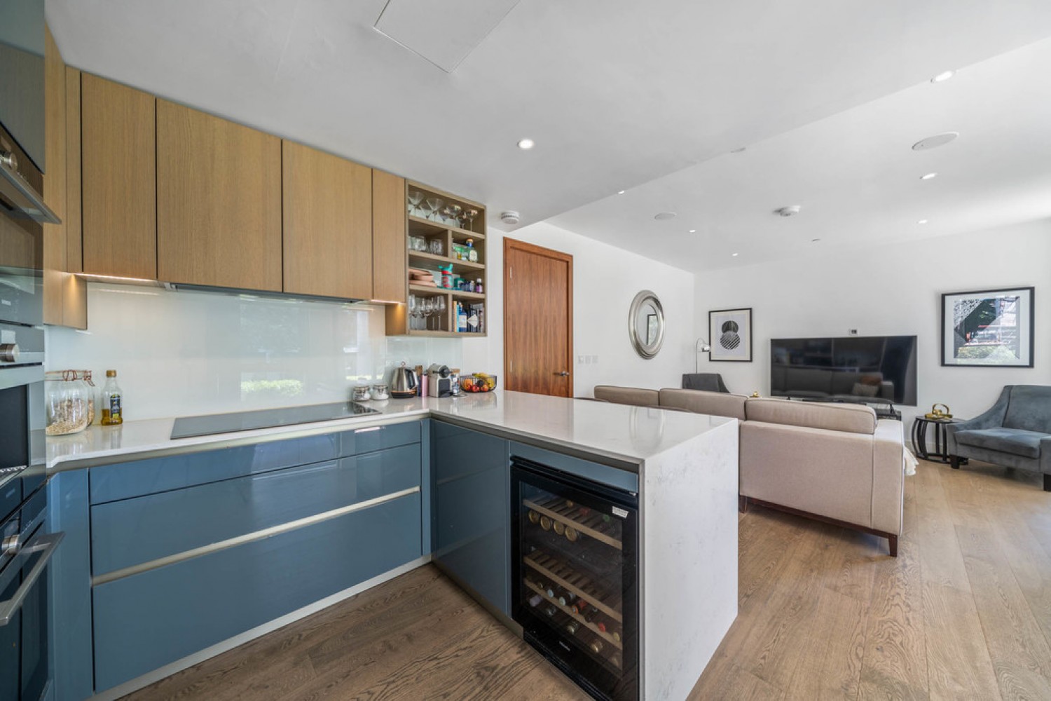 3 bedroom Flat for Sale Pinnacle House, Battersea Reach
