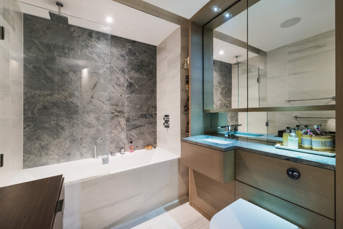 Pinnacle House, Battersea Reach