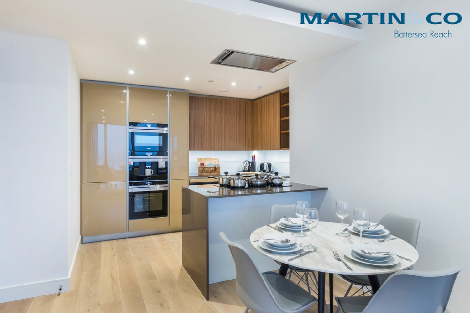 2 bedroom Flat for Letting Pinnacle House, Battersea Reach