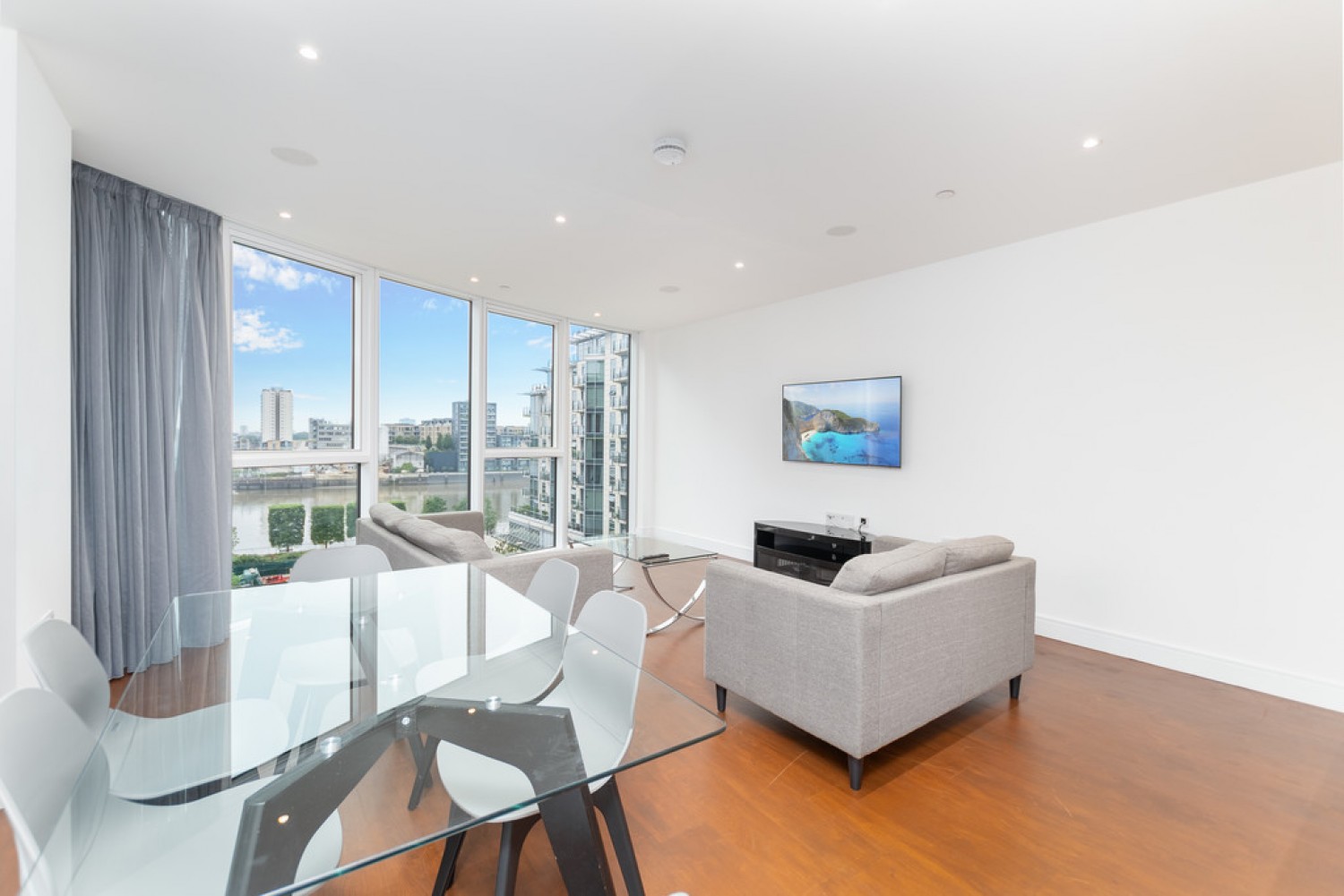 3 bedroom Flat for Letting Pinnacle House, Battersea Reach