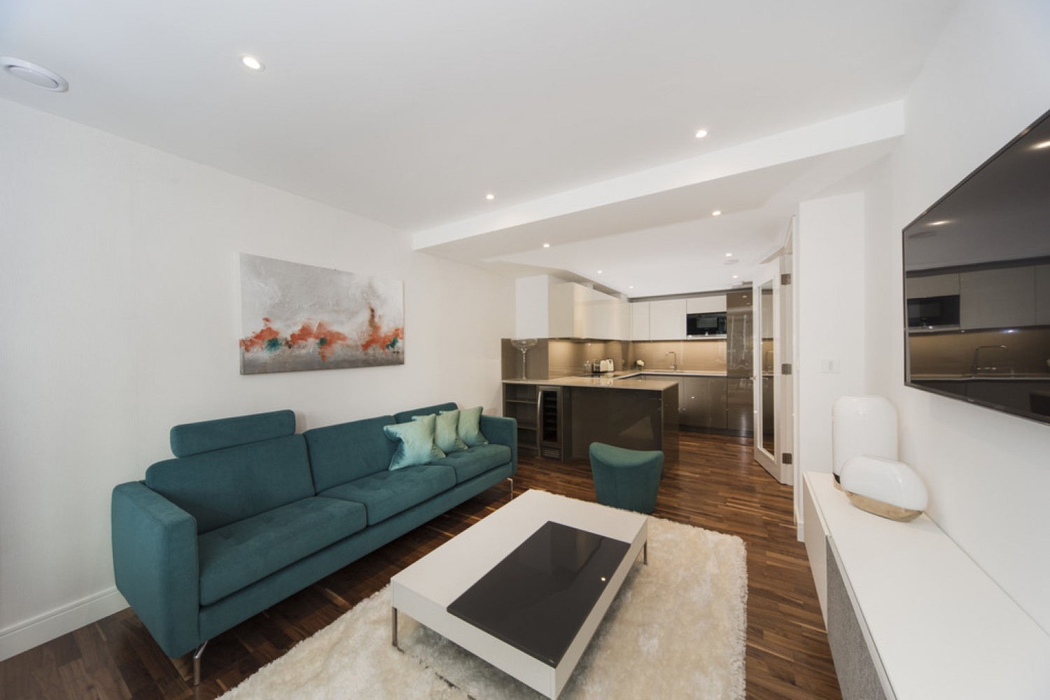2 bedroom Flat for Letting Trafalgar House, Battersea Reach