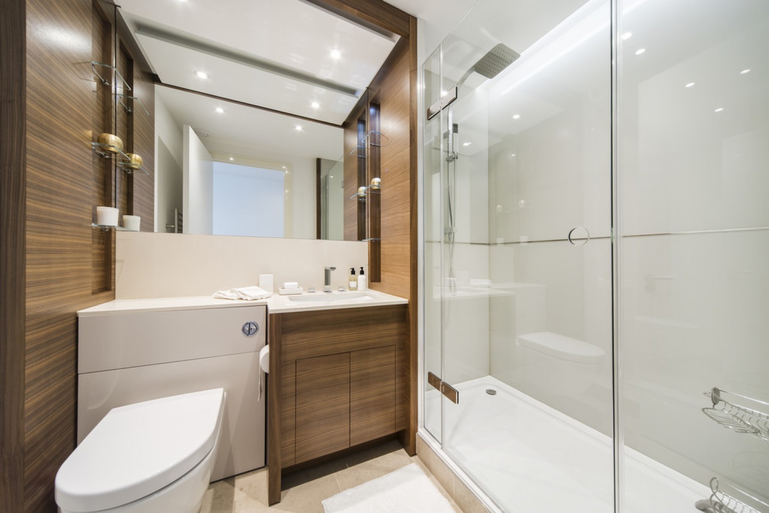 2 bedroom Flat for Letting Trafalgar House, Battersea Reach