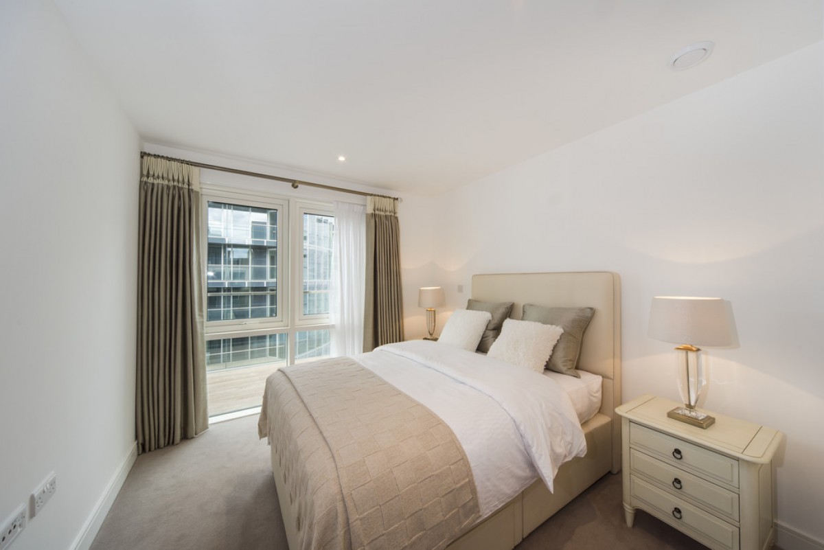 Trafalgar House, Battersea Reach