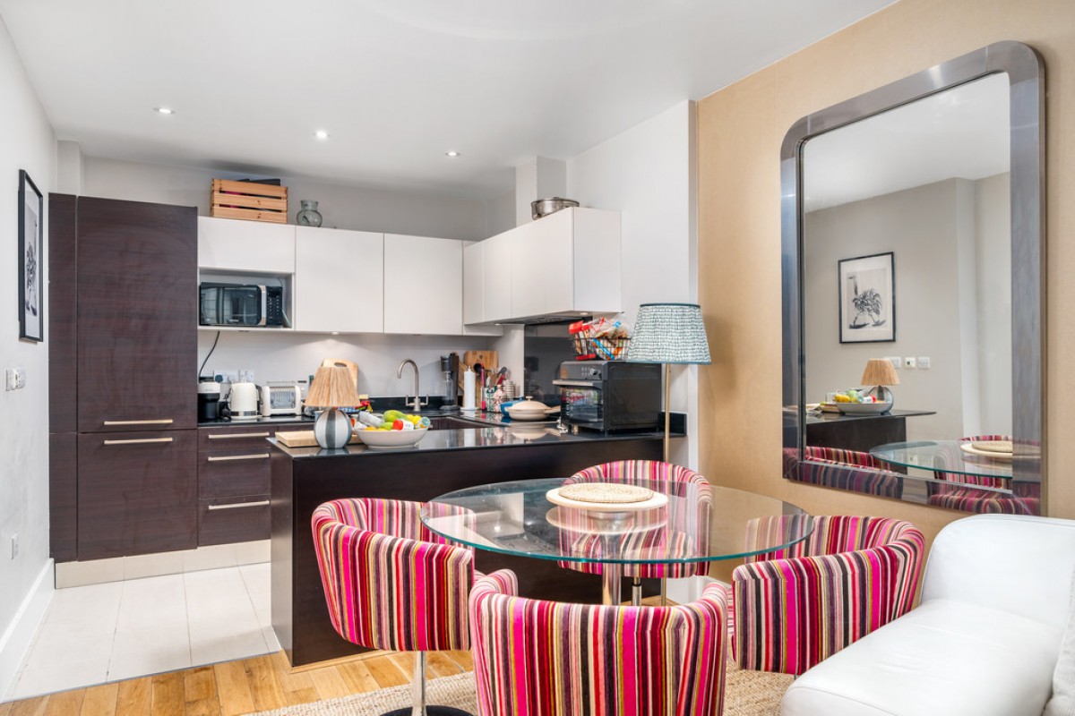 Ensign House, Battersea Reach