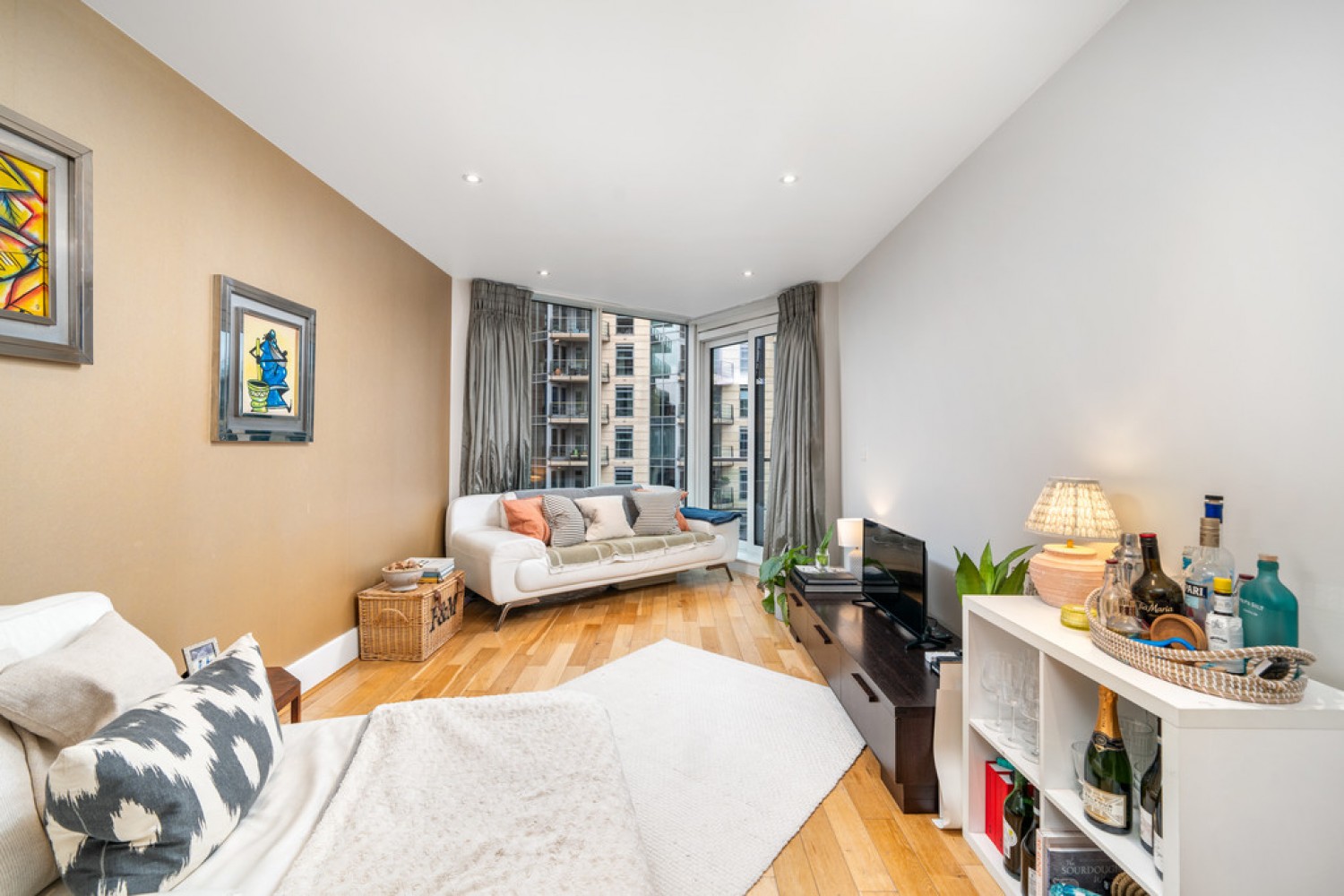 Ensign House, Battersea Reach