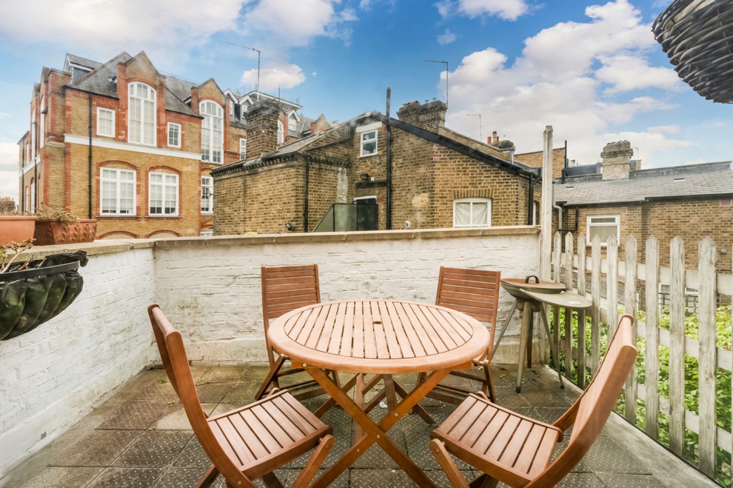 Silverthorne Road, Battersea