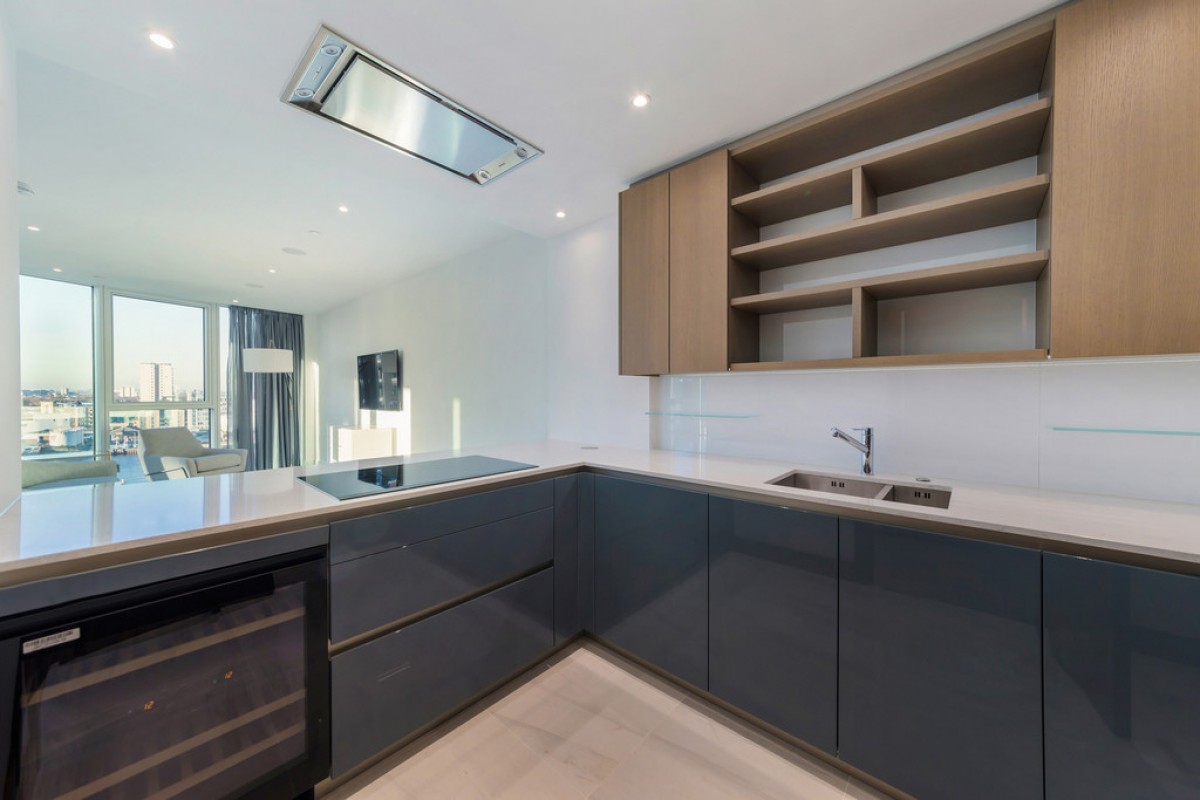 Pinnacle House, Battersea Reach