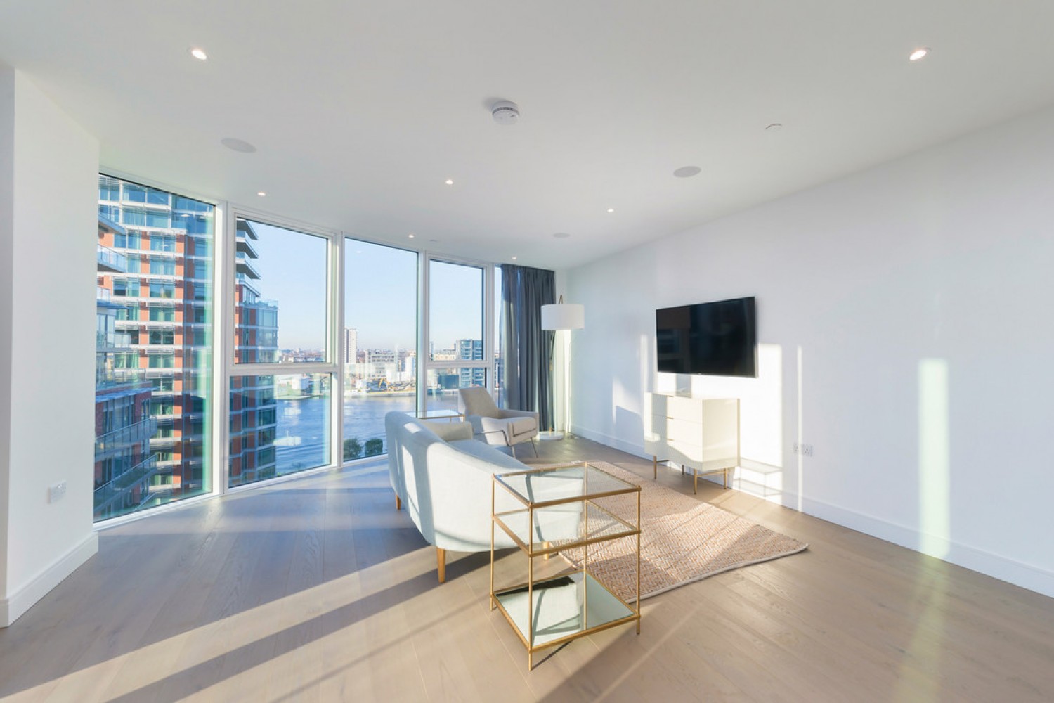 Pinnacle House, Battersea Reach