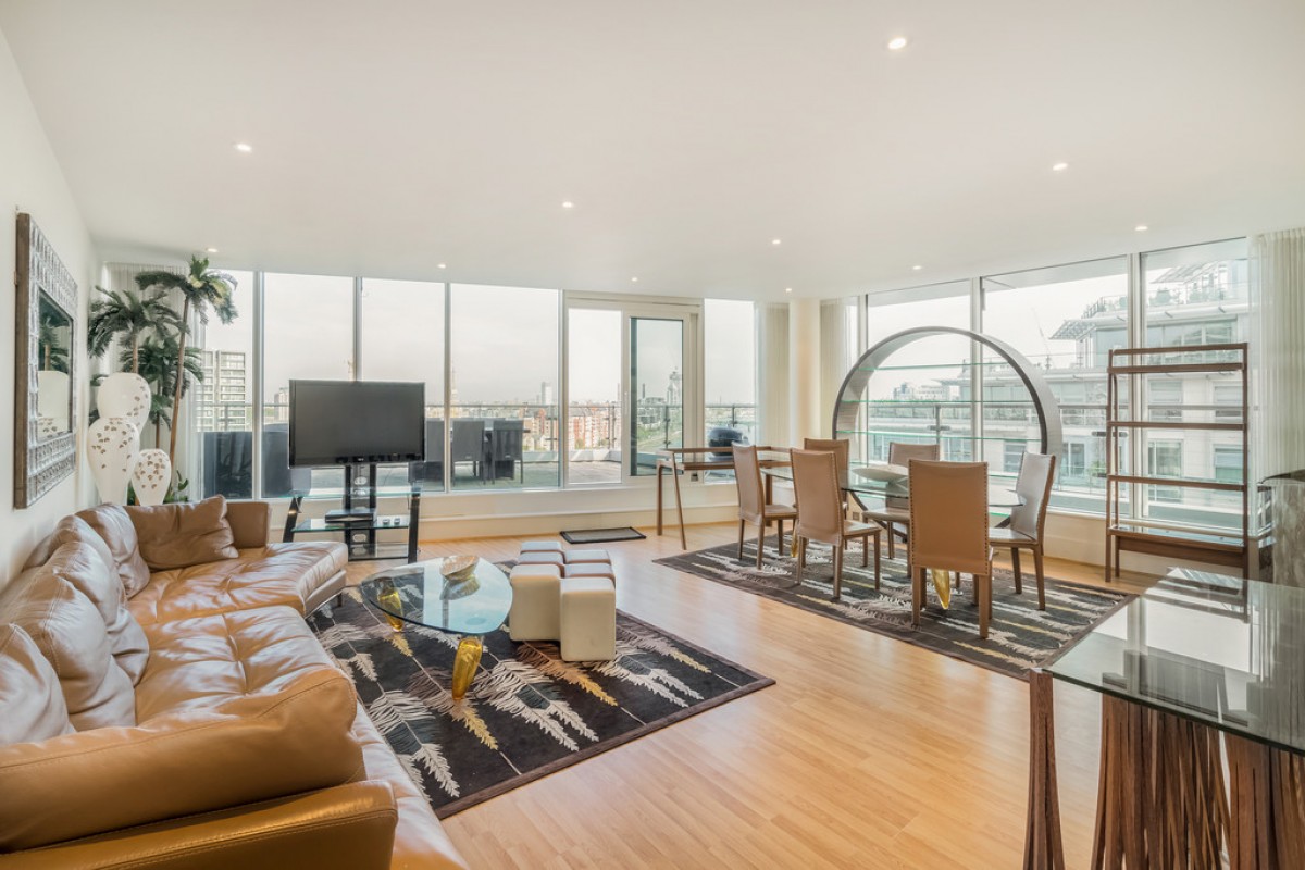 Kingfisher House, Battersea Reach