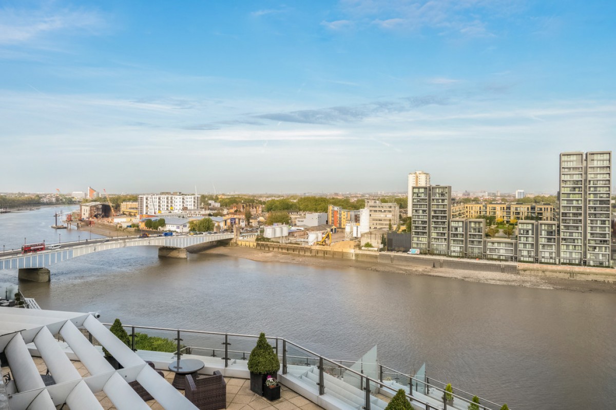Kingfisher House, Battersea Reach