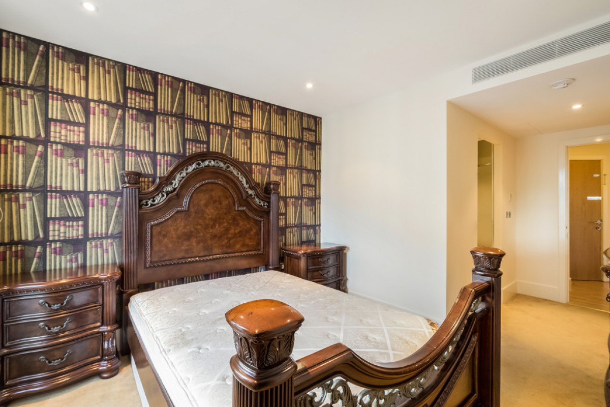 Kingfisher House, Battersea Reach