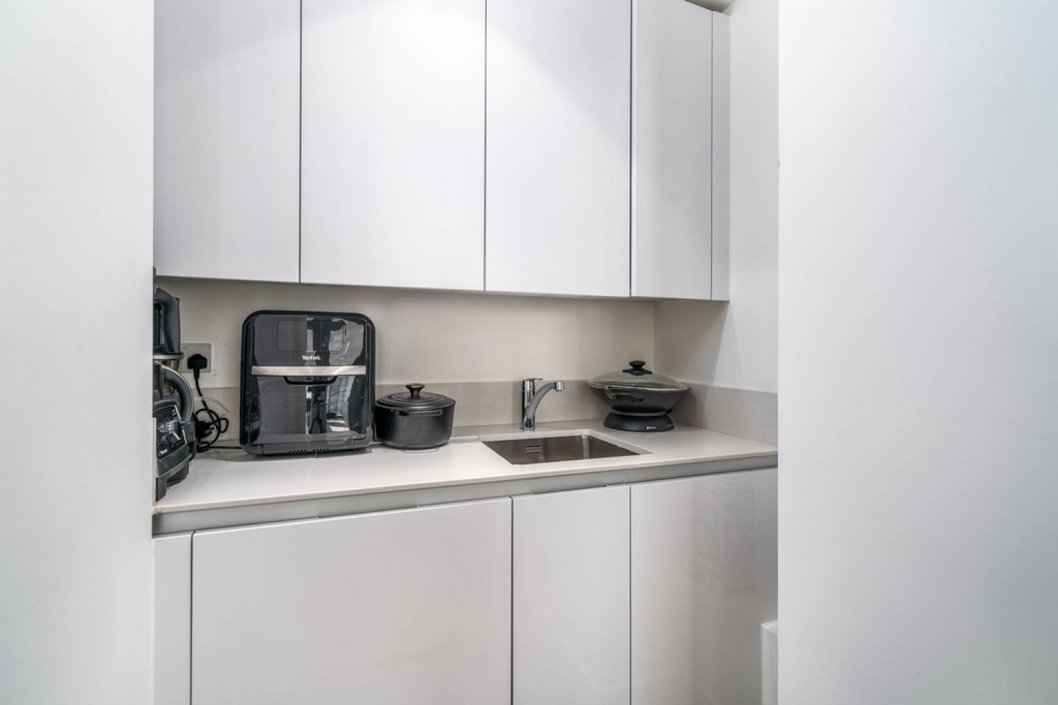 3 bedroom Flat in Flotilla House, Battersea Reach