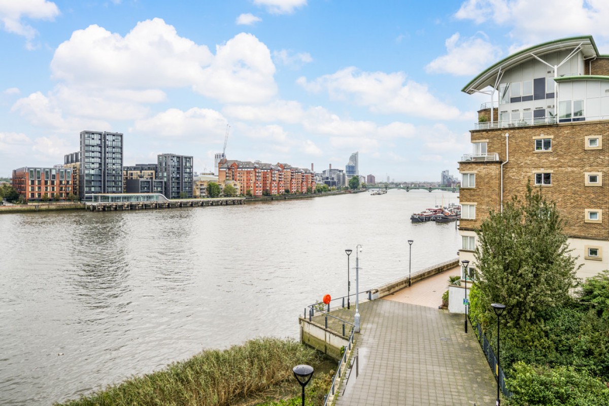 Ensign House, Battersea Reach