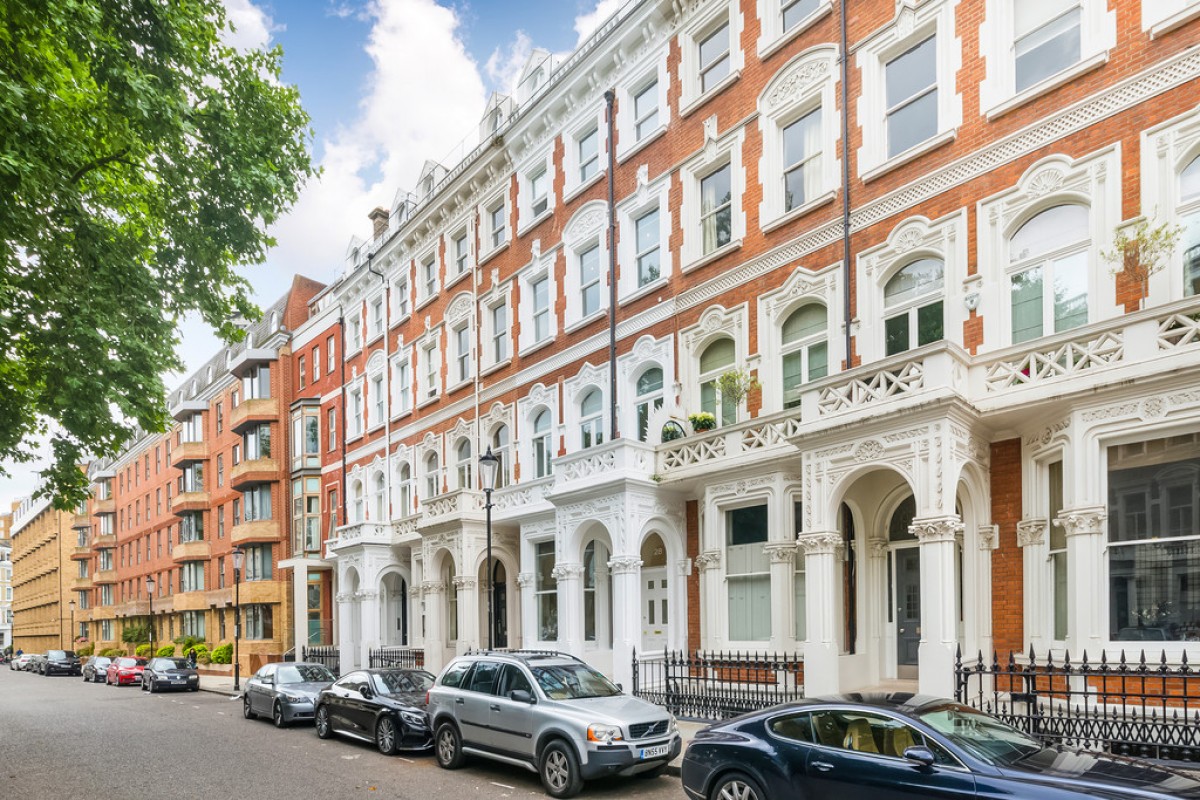 Emperors Gate, South Kensington