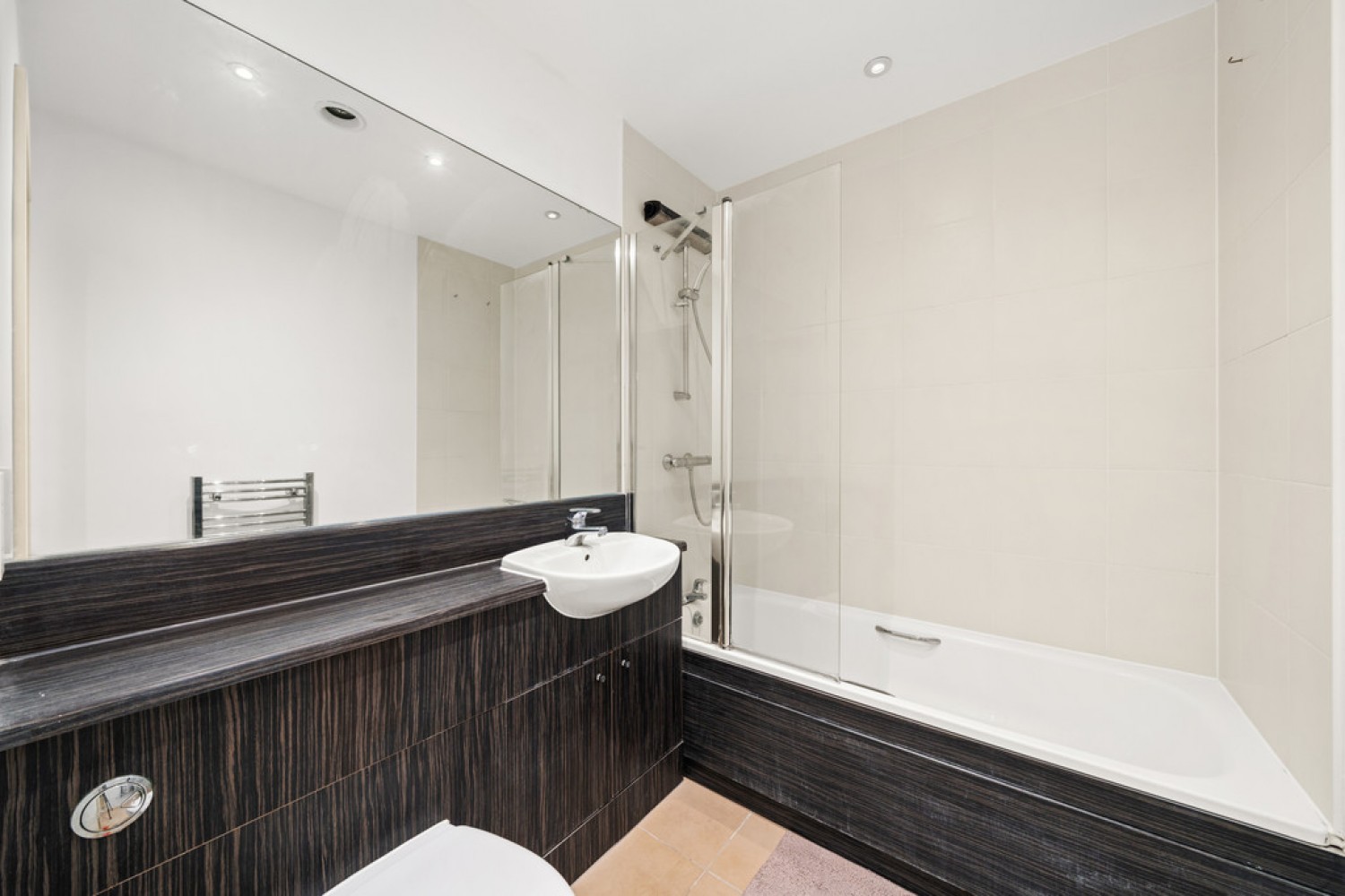 1 bedroom Flat in Flotilla House, Battersea Reach