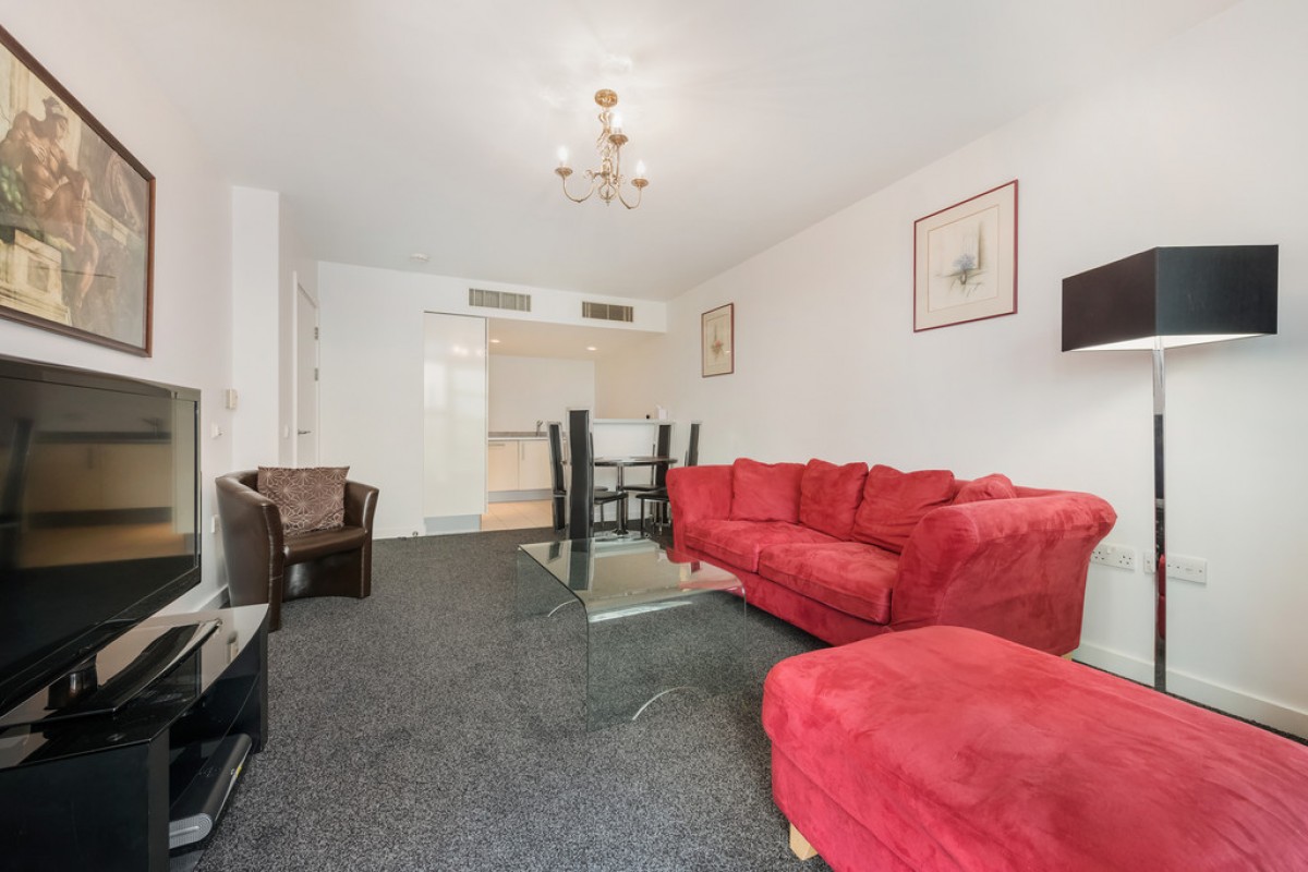 Falcon Wharf, Battersea