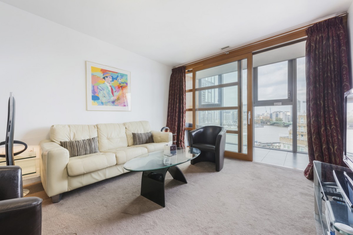 Falcon Wharf, Battersea