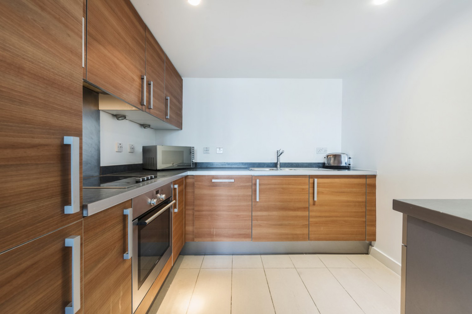 Falcon Wharf, Battersea