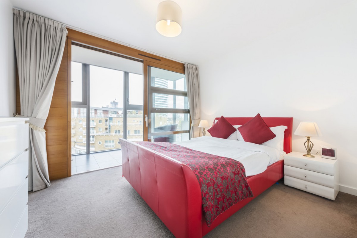 Falcon Wharf, Battersea