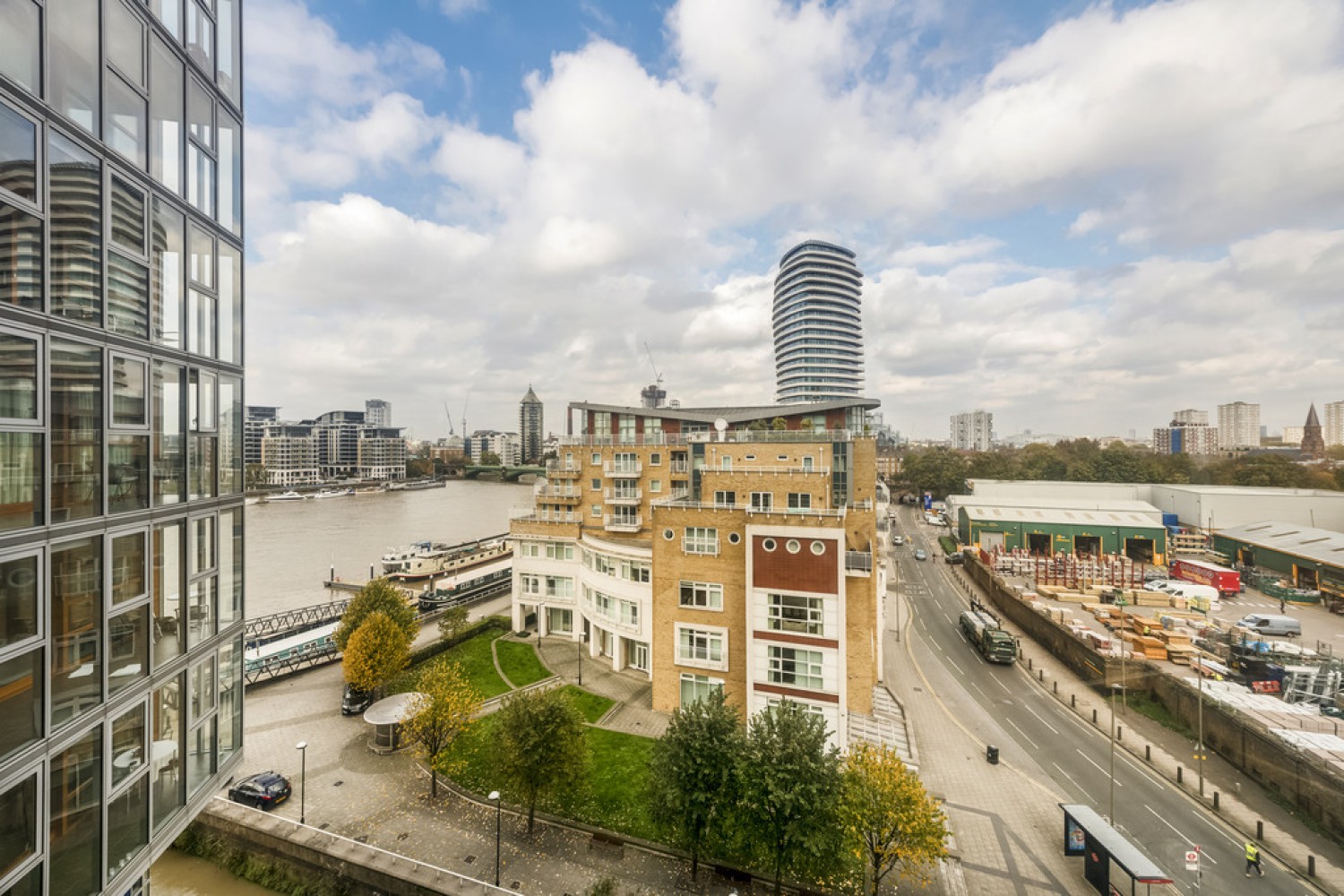 Falcon Wharf, Battersea