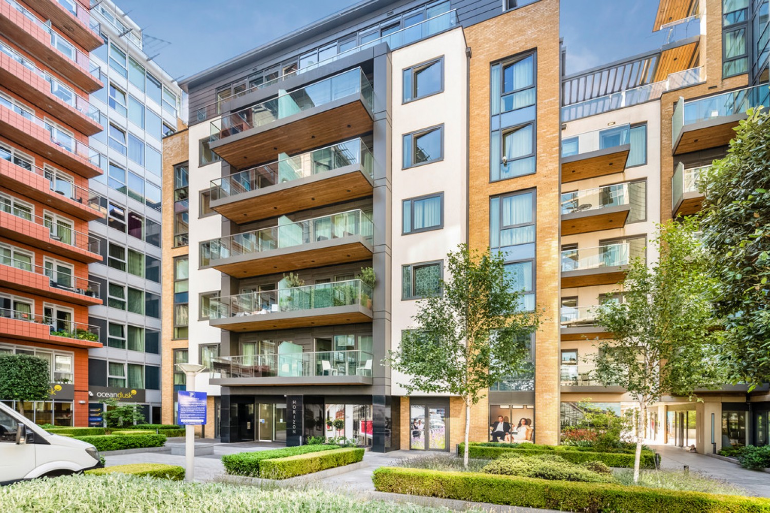 2 bedroom Flat in Horizon House, Battersea Reach