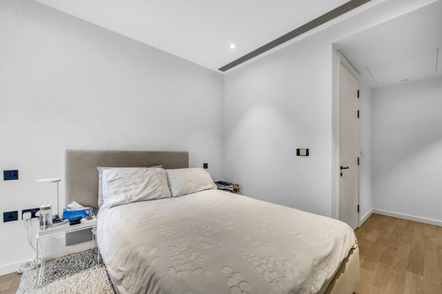 2 bedroom Flat for Letting Faraday House, Battersea Power Station