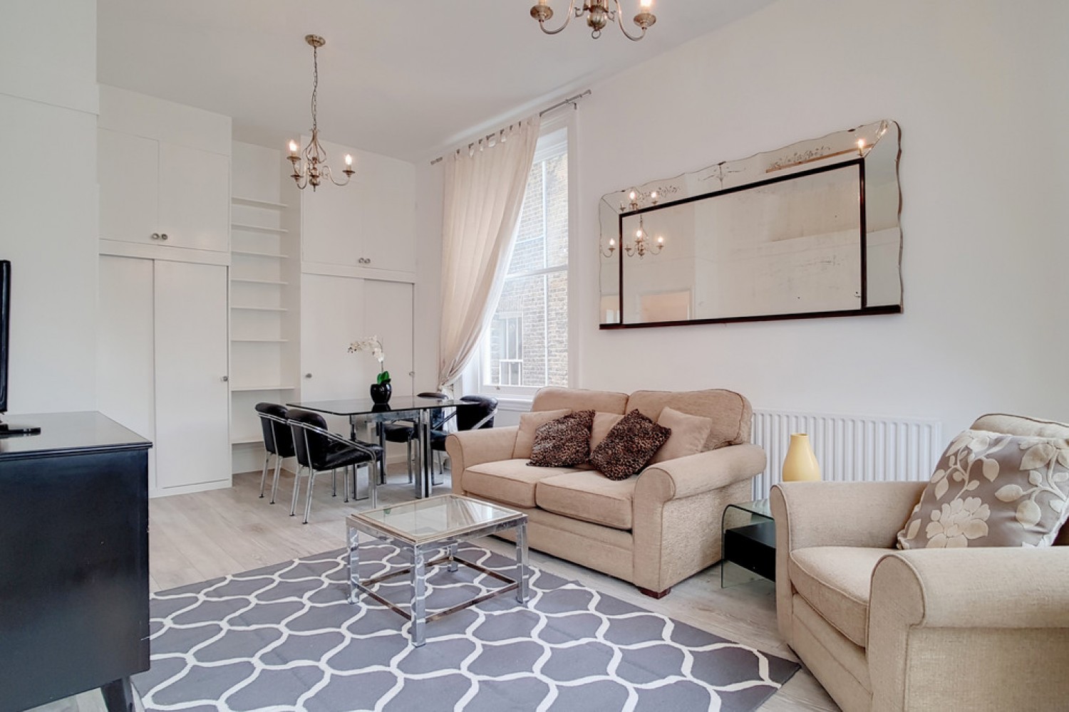 1 bedroom Flat in Redcliffe Square, Chelsea
