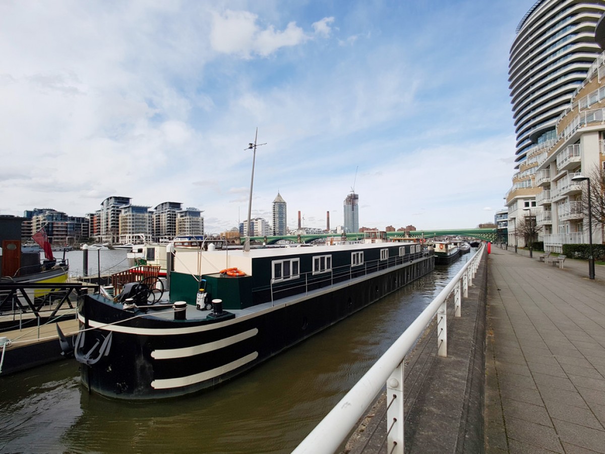 Oyster Pier, Battersea