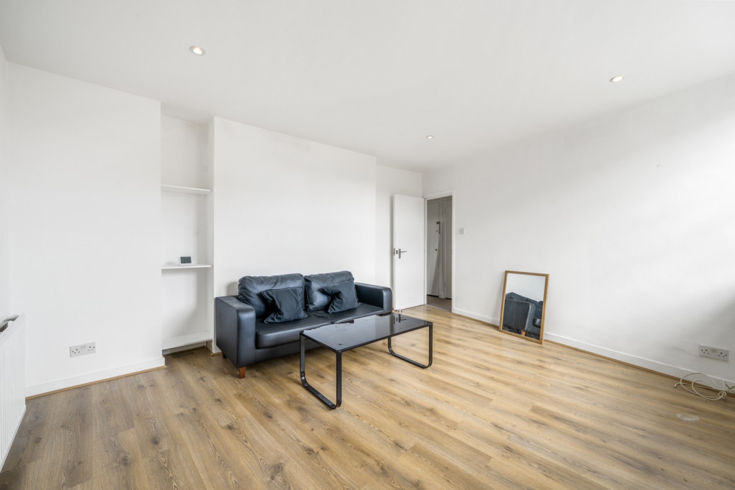 1 bedroom Flat for Letting York Road, Battersea