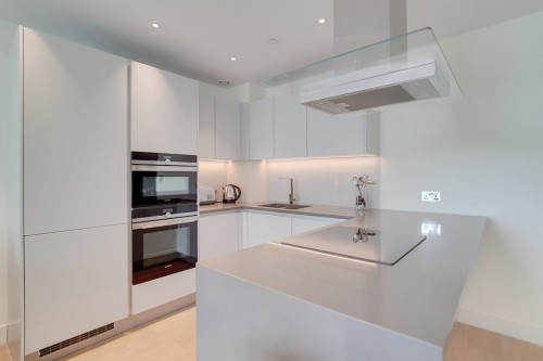 Queenstown Road, Battersea