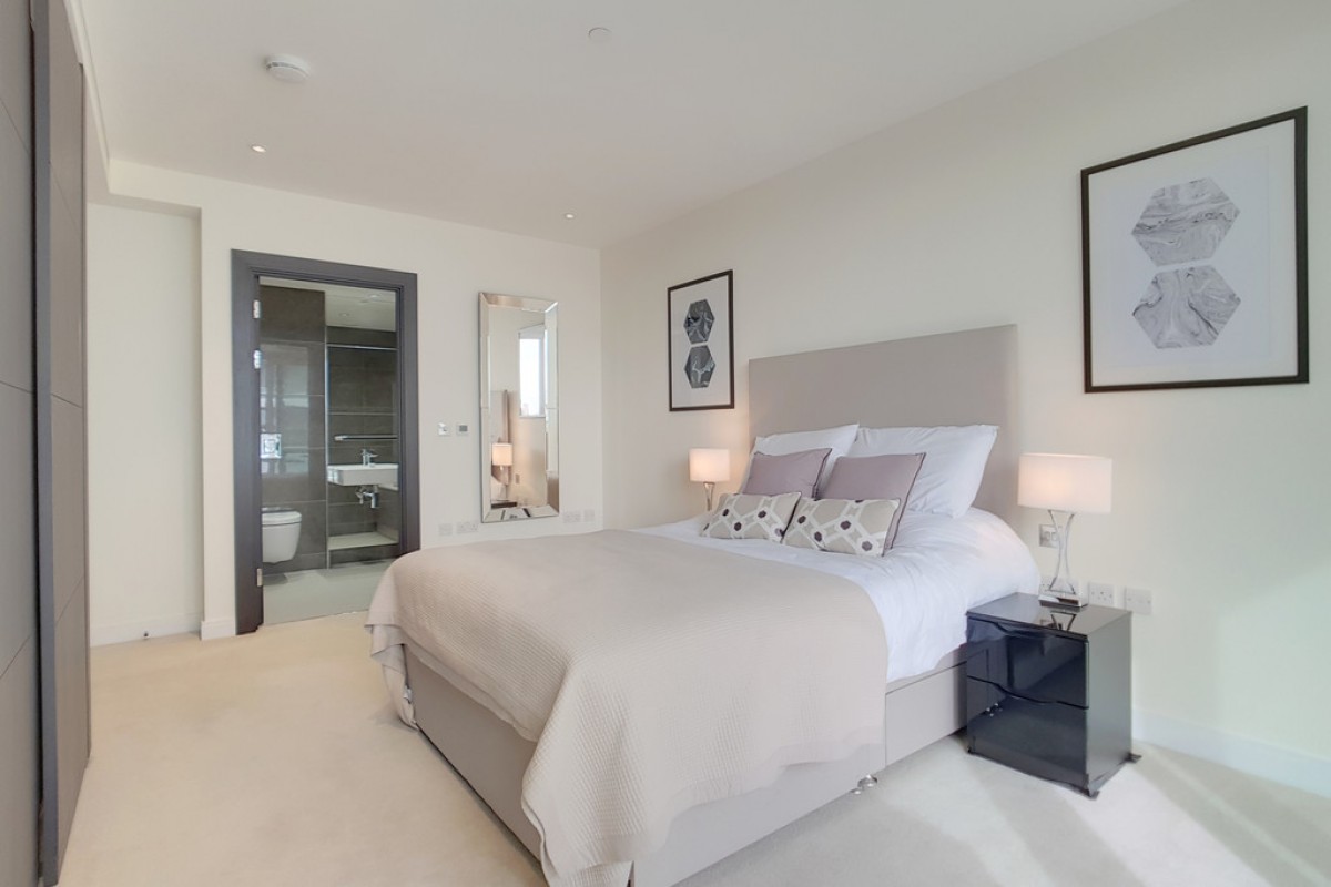 Queenstown Road, Battersea