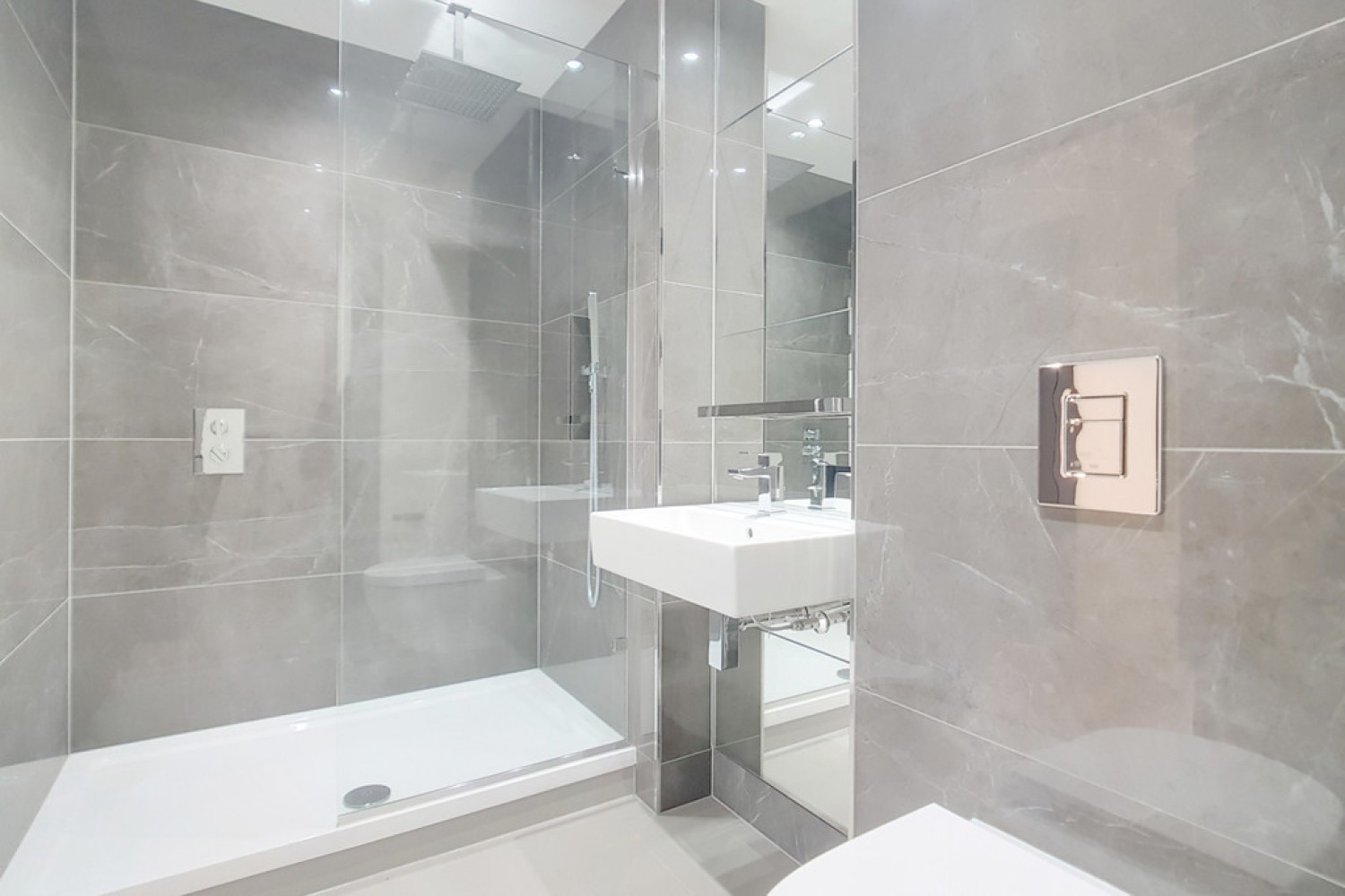 Queenstown Road, Battersea