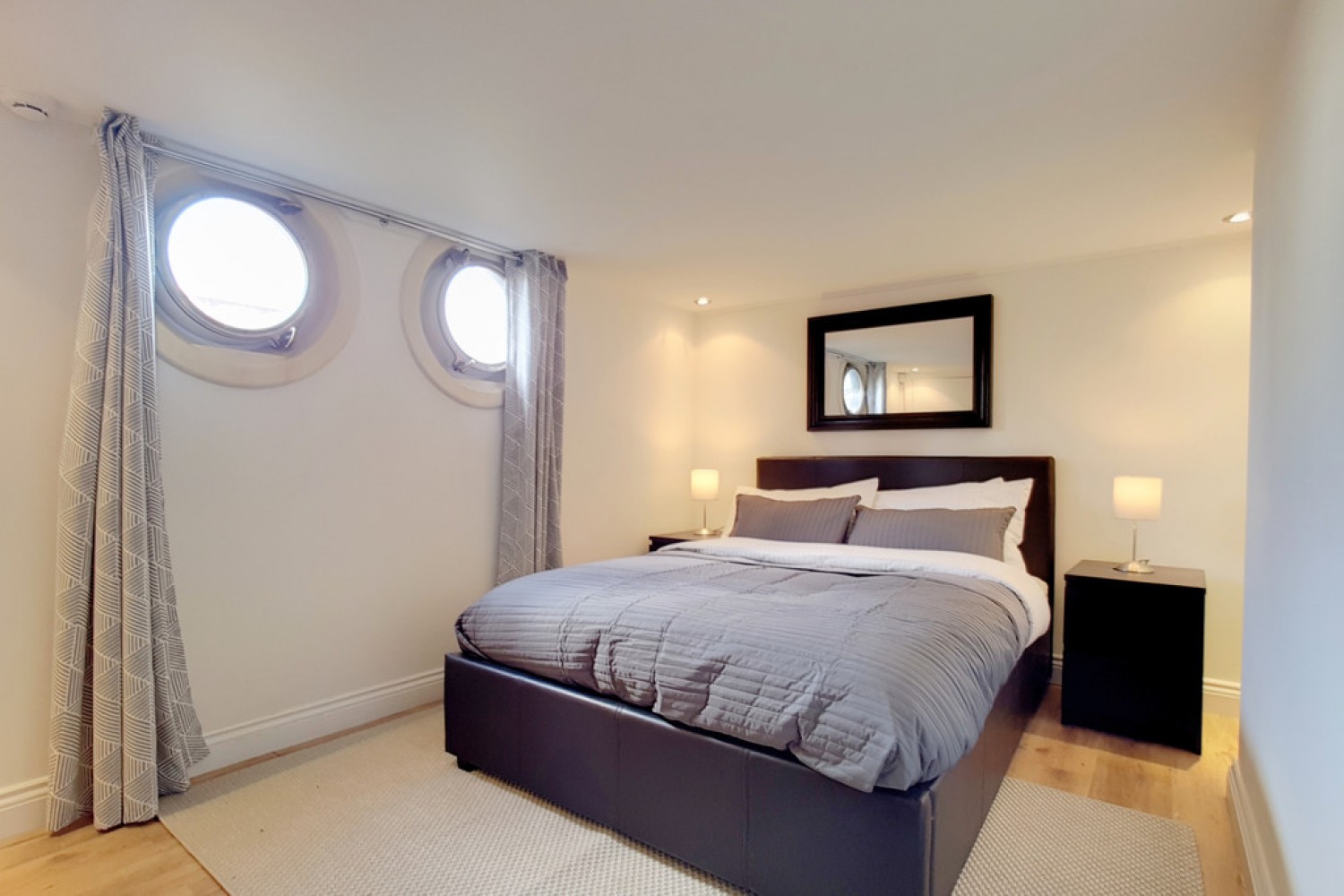 1 bedroom Flat for Letting Oyster Pier, Battersea