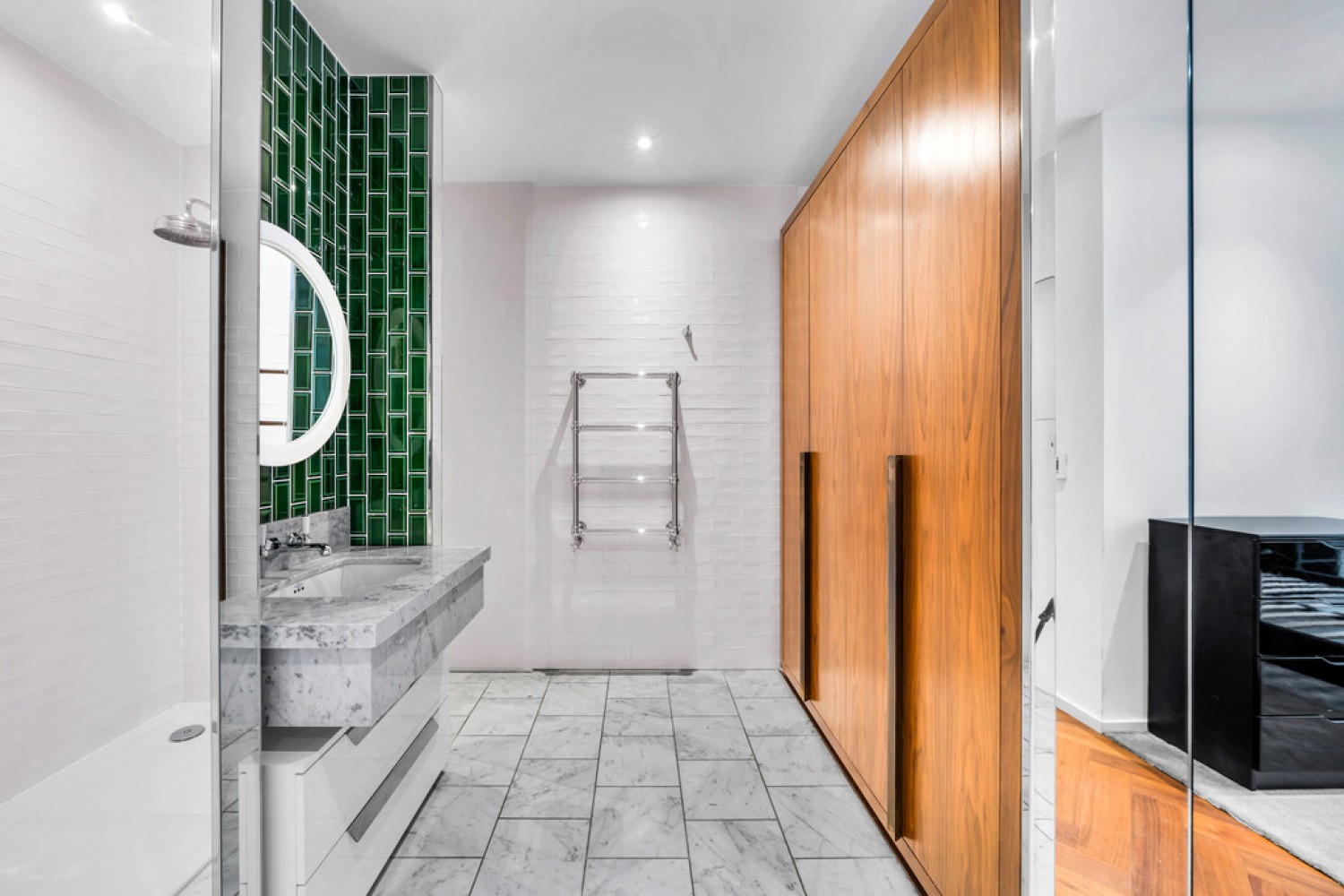 2 bedroom Flat for Letting Capital Building, Embassy Gardens
