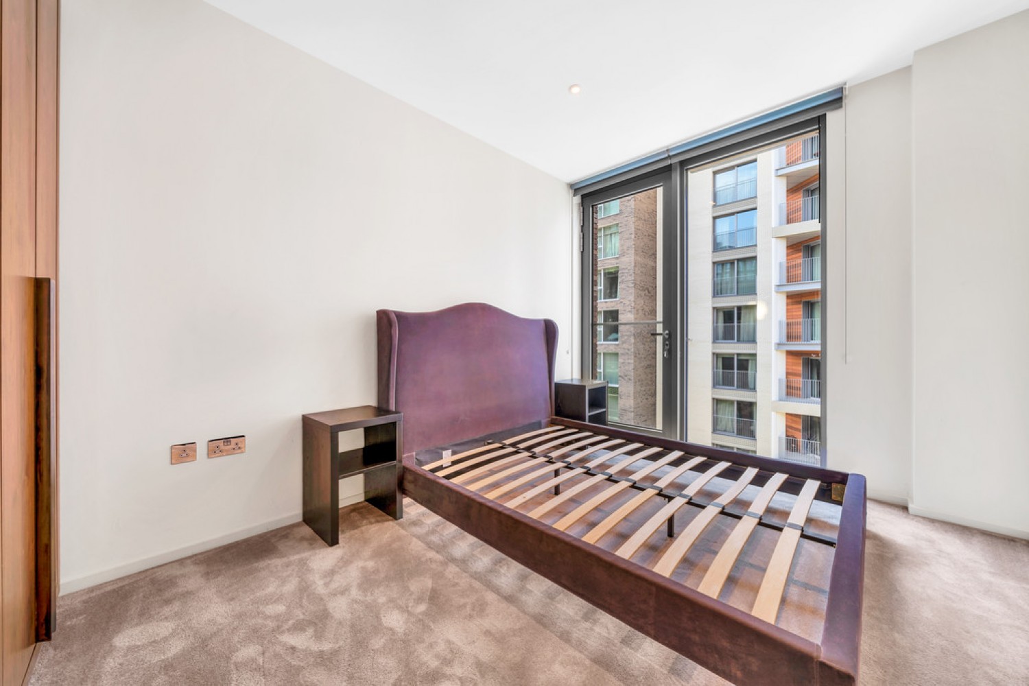 2 bedroom Flat for Letting Capital Building, Embassy Gardens