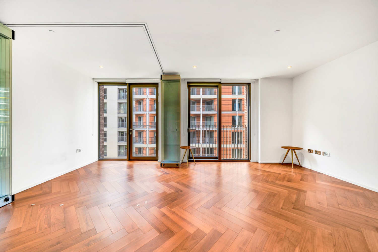 2 bedroom Flat for Letting Capital Building, Embassy Gardens