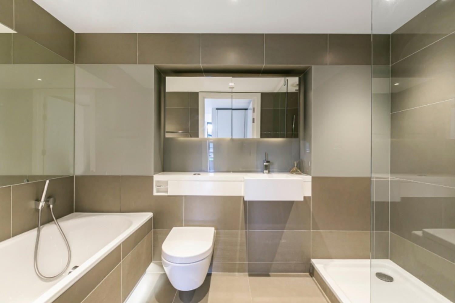 2 bedroom Flat for Letting Riverlight Three, Nine Elms