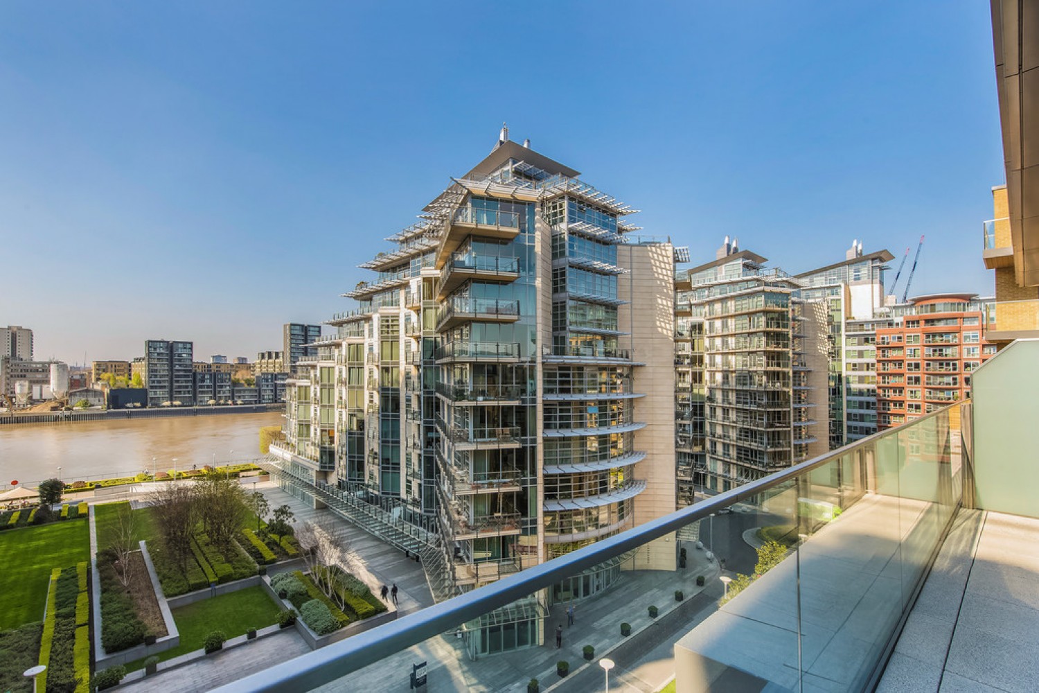 3 bedroom Flat for Letting Liberty House, Battersea Reach