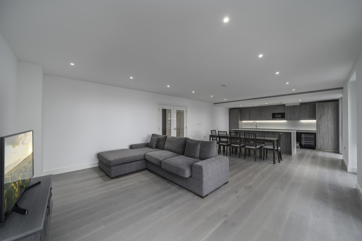 3 bedroom Flat for Letting Liberty House, Battersea Reach