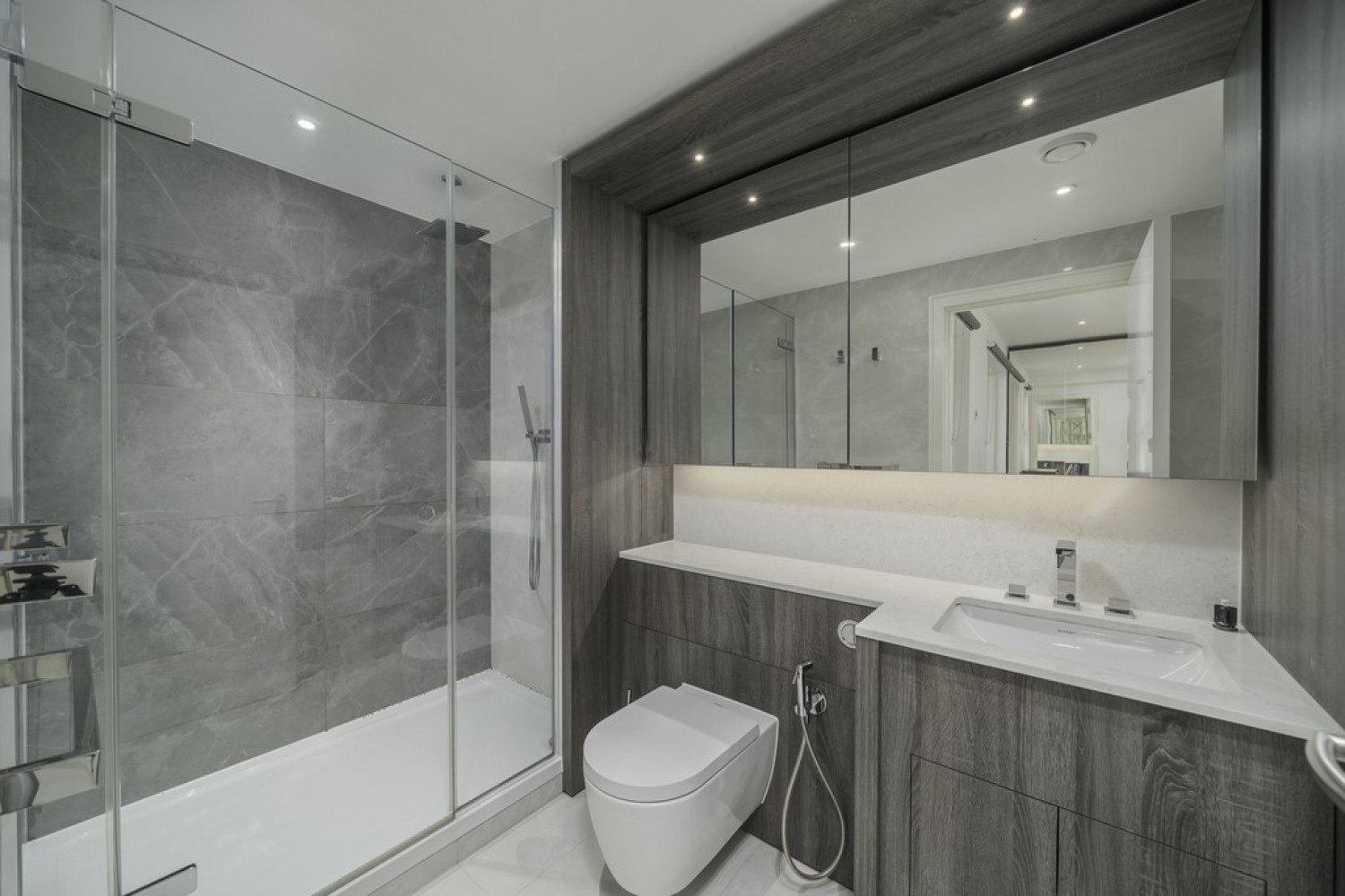 3 bedroom Flat for Letting Liberty House, Battersea Reach