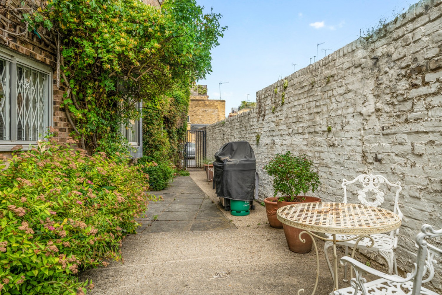 Kerrier House, Stadium Street, Lots Village