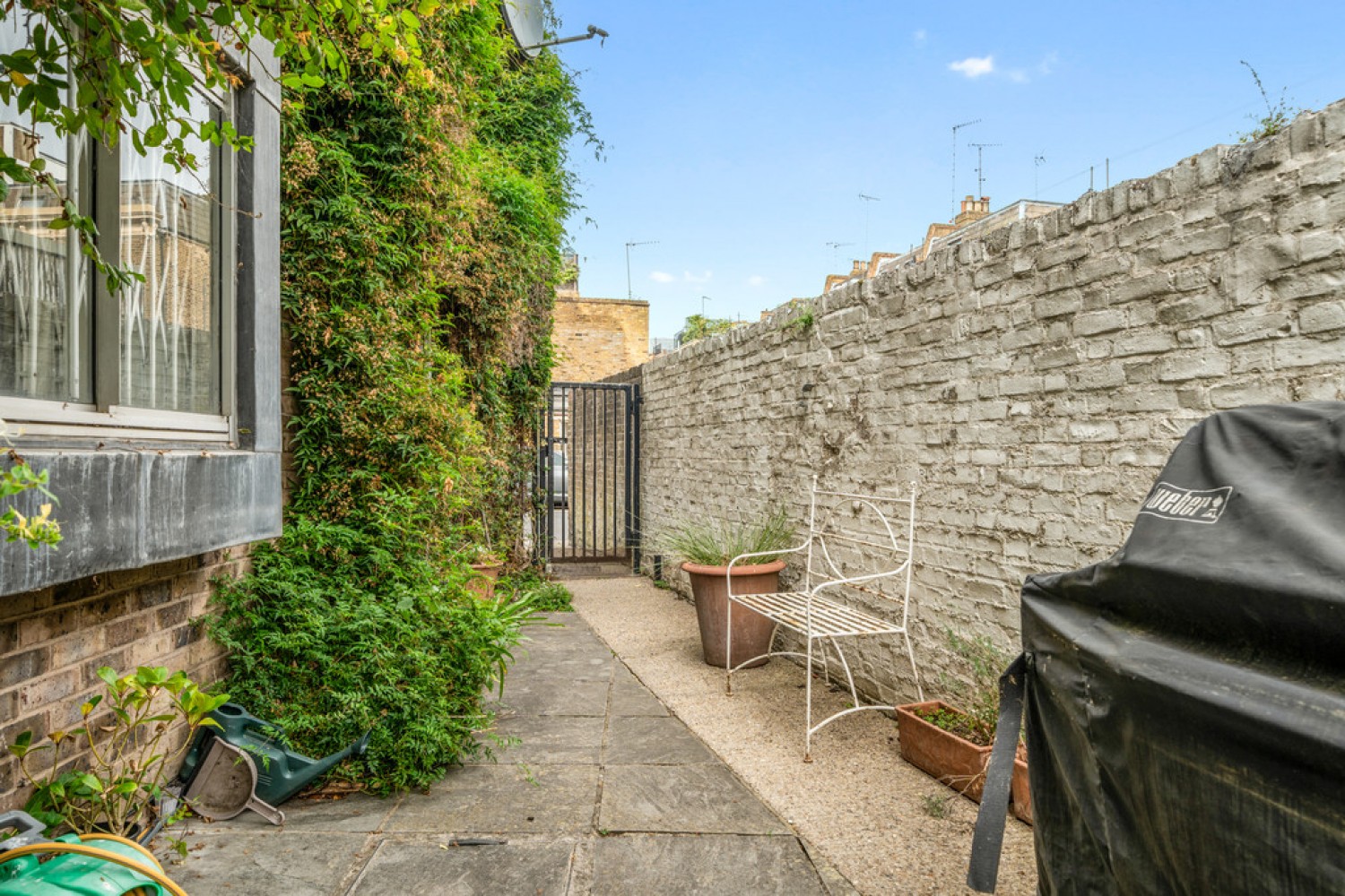 Kerrier House, Stadium Street, Lots Village