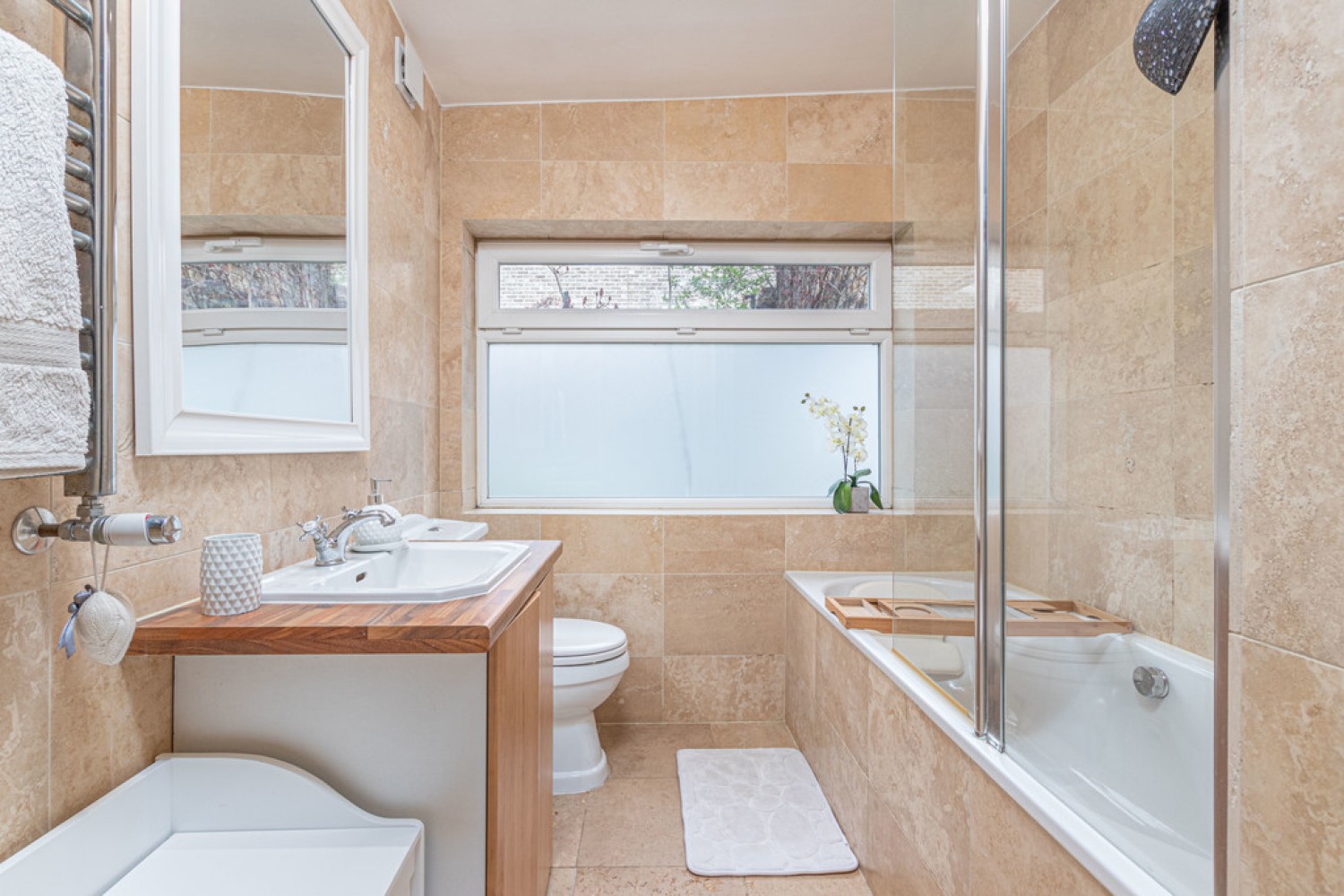 1 bedroom Flat for Sale Lots Road, Chelsea