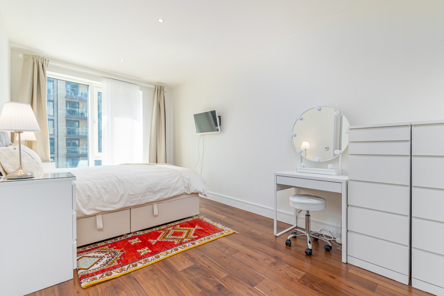 2 bedroom Flat for Letting Jasmine House, Battersea Reach