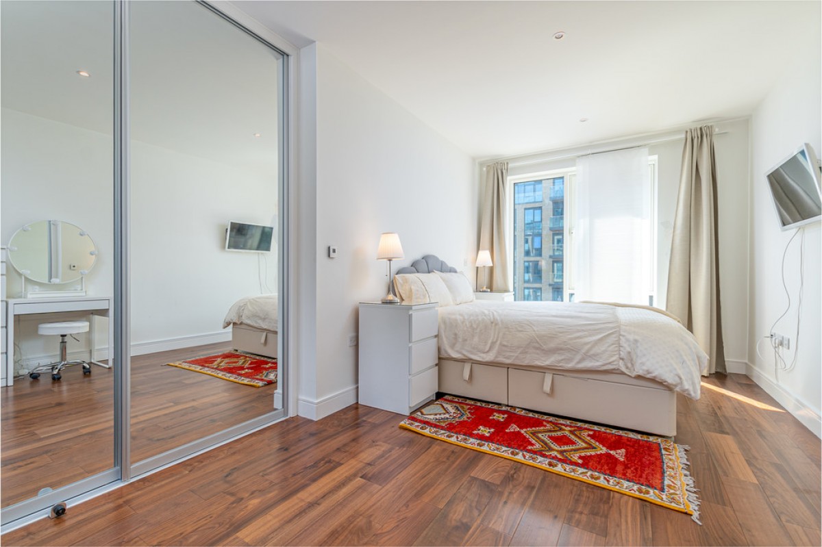 Jasmine House, Battersea Reach