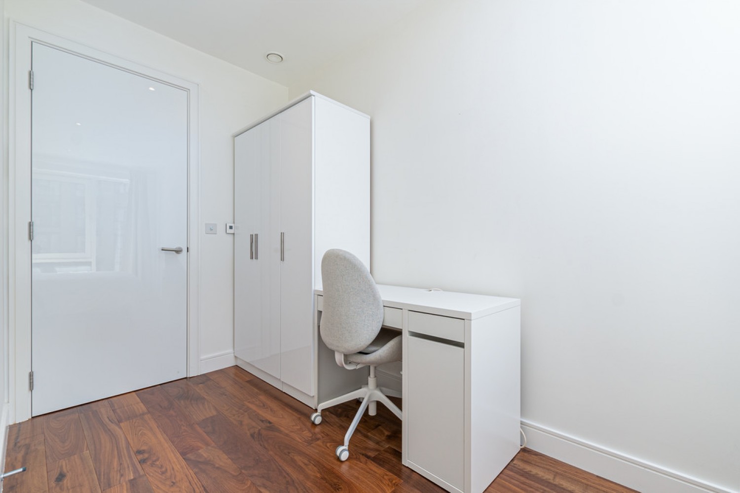 2 bedroom Flat for Letting Jasmine House, Battersea Reach