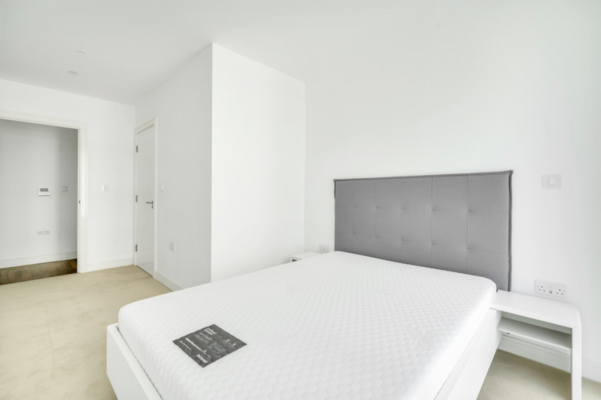 Discovery House, Battersea Reach